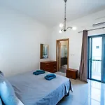 Vista 86 - Sea Blue Mist - 4 Apartment Sliema
