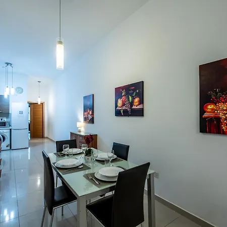 Vista 86 - Sea Blue Mist - 4 Sliema